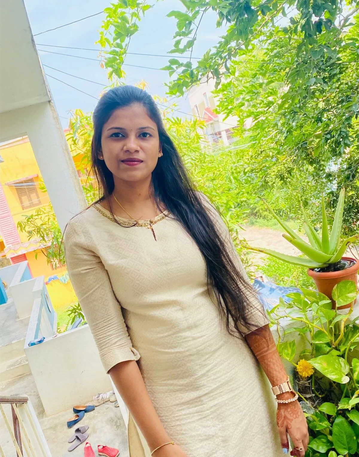 Sandhiya K